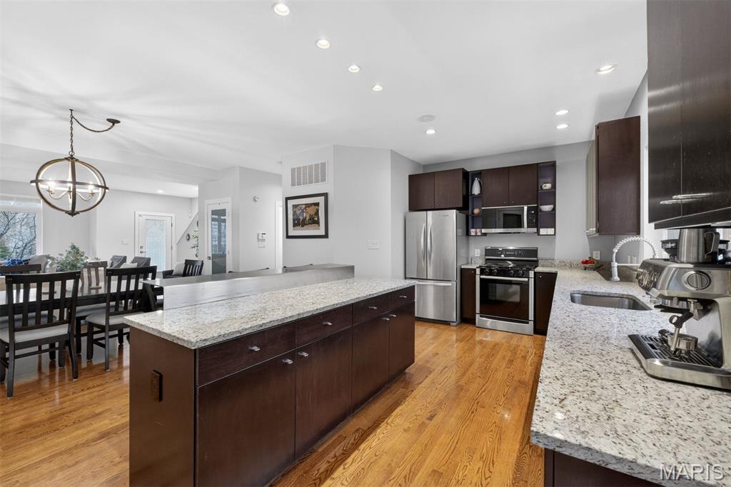 Gaslight Square - Residential