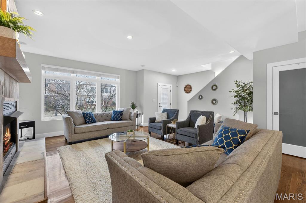 Gaslight Square - Residential