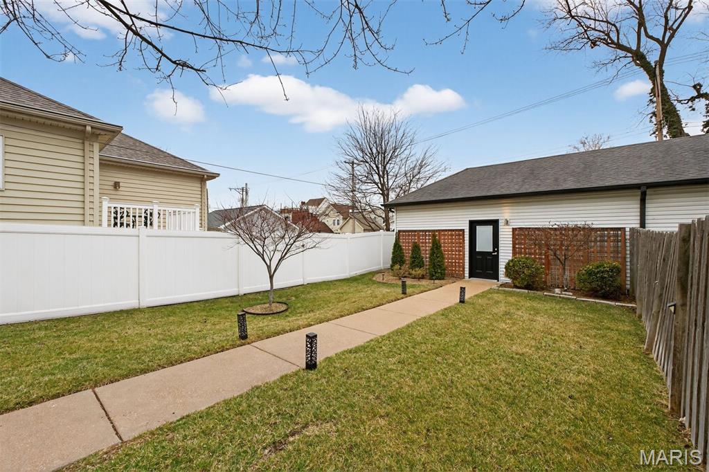 Gaslight Square - Residential