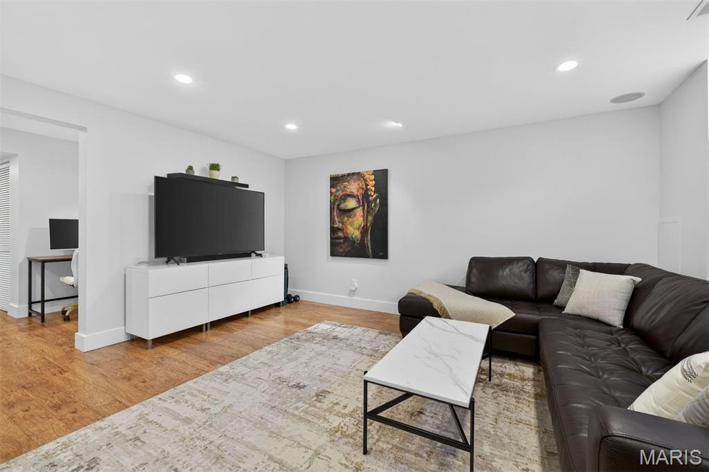 Gaslight Square - Residential