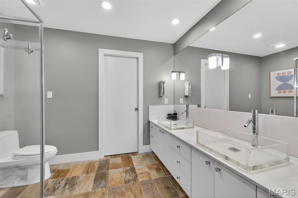 Gaslight Square - Residential