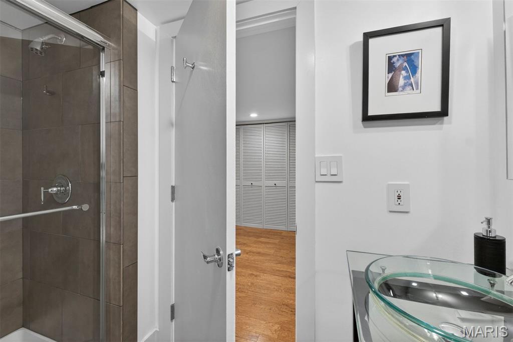 Gaslight Square - Residential