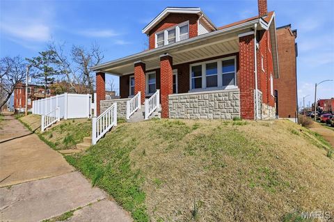Tiny photo for 2703 Pestalozzi Street, St Louis, MO 63118 (MLS # 26013592)