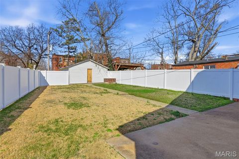 Tiny photo for 2703 Pestalozzi Street, St Louis, MO 63118 (MLS # 26013592)