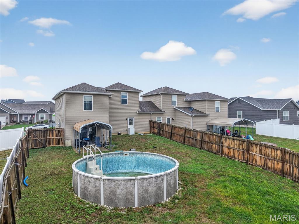 Warrenton, Missouri 63383, United States, 4 Bedrooms Bedrooms, ,2 BathroomsBathrooms,Residential,Pending,235977