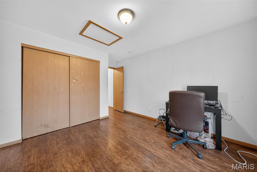 Warrenton, Missouri 63383, United States, 4 Bedrooms Bedrooms, ,2 BathroomsBathrooms,Residential,Pending,235977