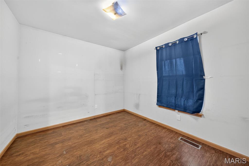 Warrenton, Missouri 63383, United States, 4 Bedrooms Bedrooms, ,2 BathroomsBathrooms,Residential,Pending,235977