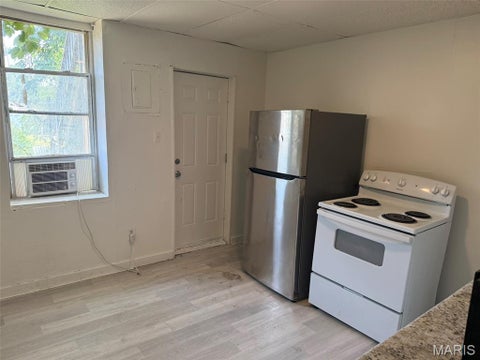 Tiny photo for 3733 Oregon Avenue, St Louis, MO 63118 (MLS # 26059180)