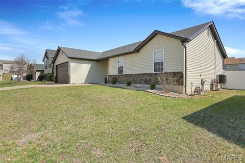 Tiny photo for 22 Colonial Creek Court, Wentzville, MO 63385 (MLS # 26017245)