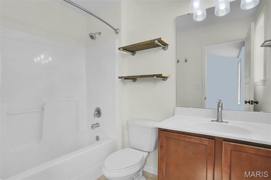 Shadow Ridge Estate - Residential