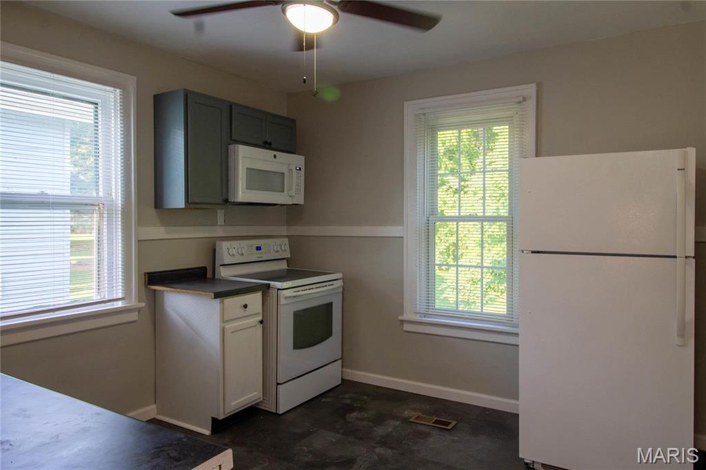 St Louis, Missouri 63119, United States, 1 Bedroom Bedrooms, ,1 BathroomBathrooms,Residential,Active,225380