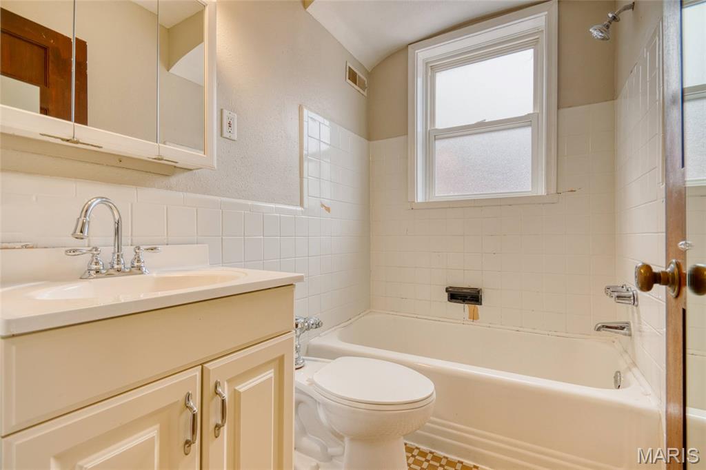 Westmoor Park 2 - Residential Lease