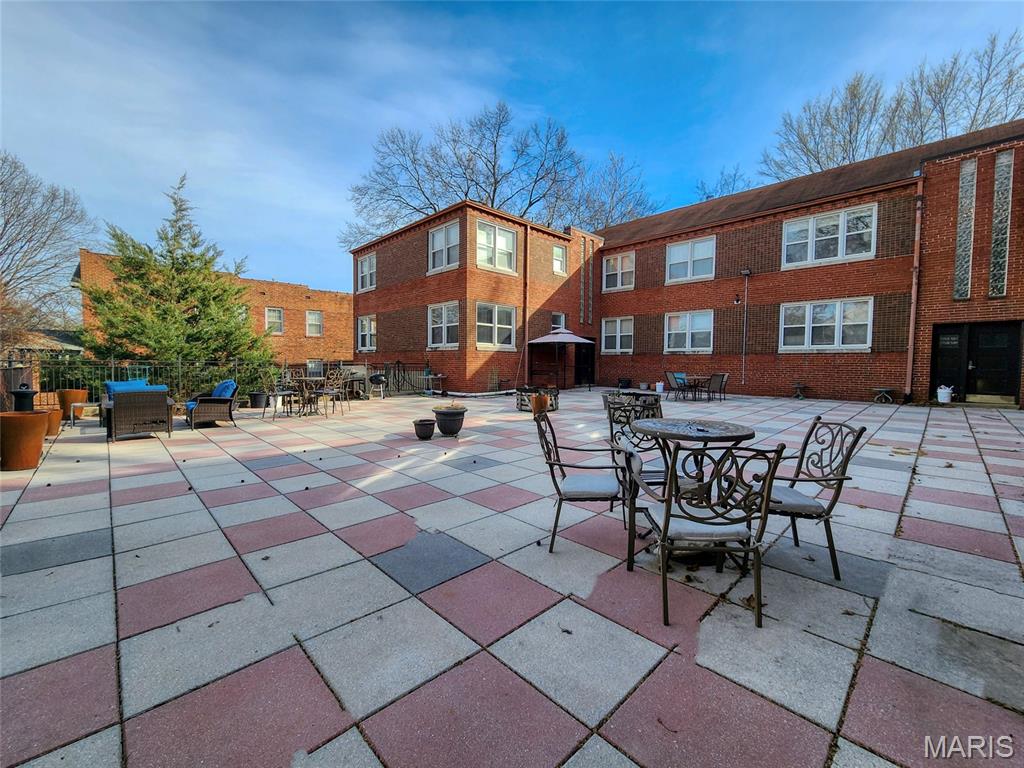 Westmoor Park 2 - Residential Lease