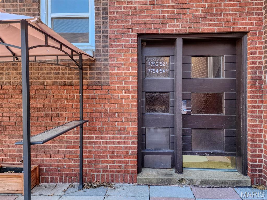 Westmoor Park 2 - Residential Lease