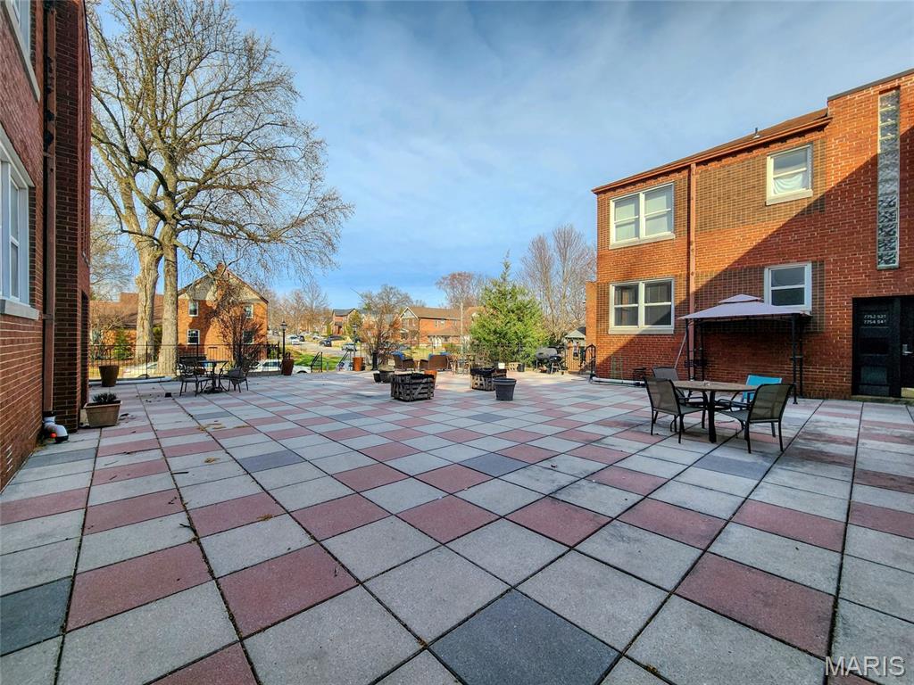 Westmoor Park 2 - Residential Lease