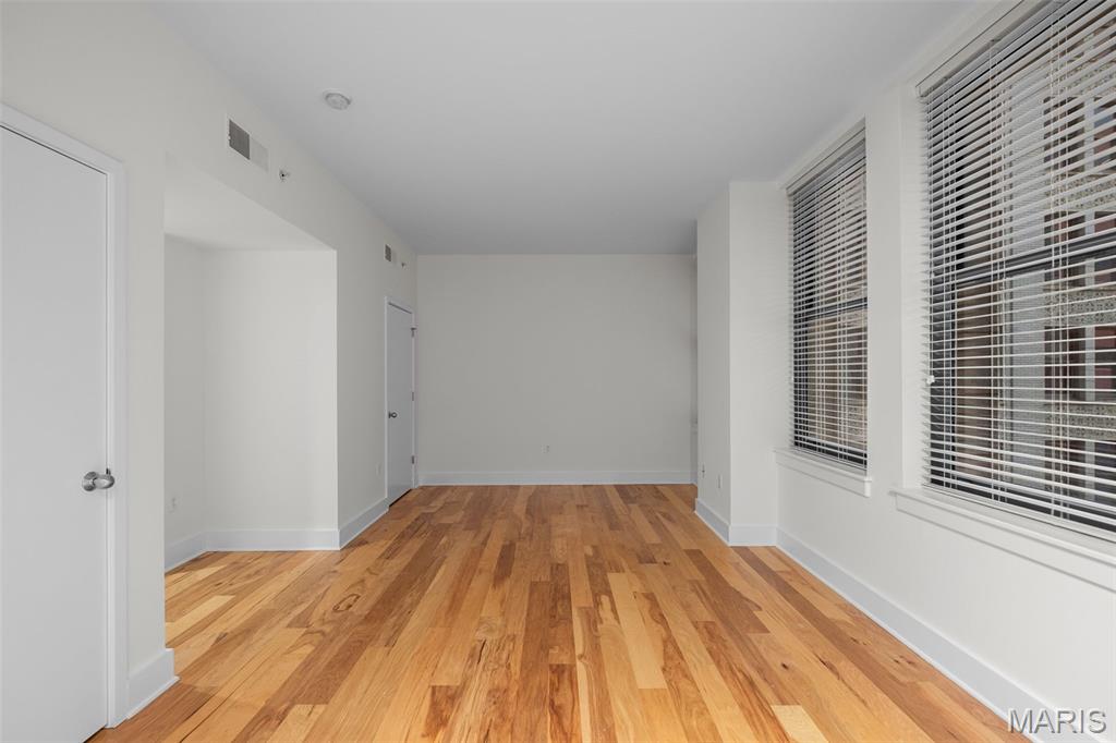 Marquette Bldg Second Resident - Residential