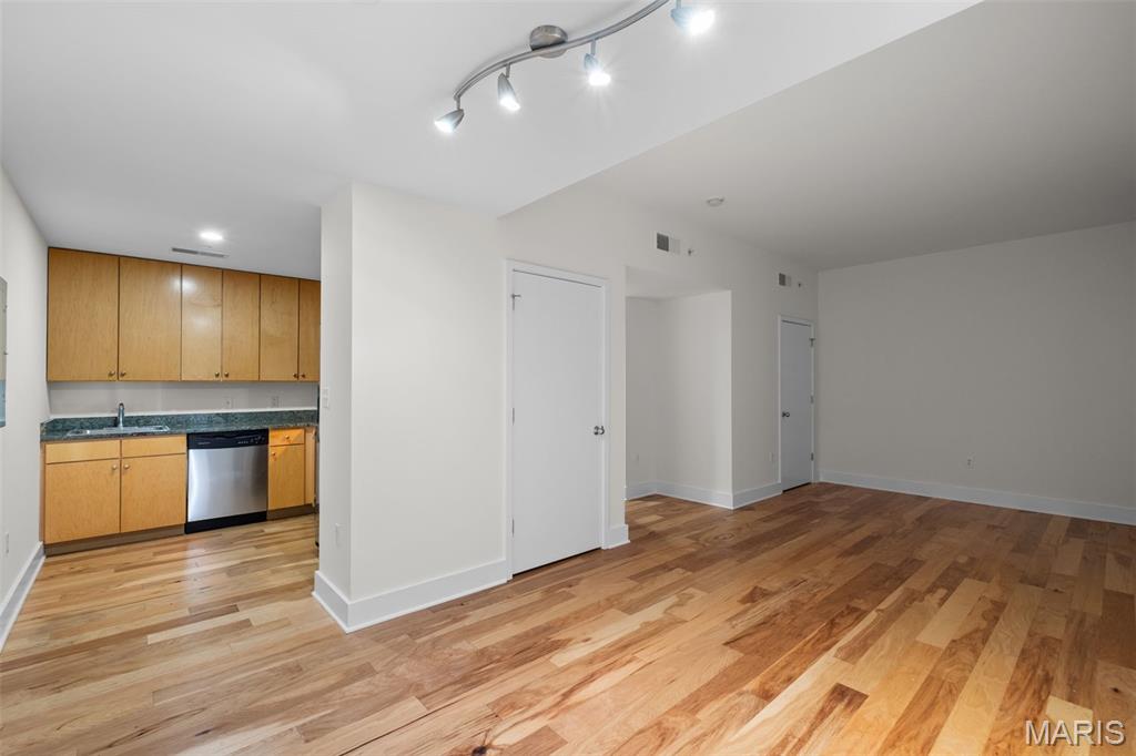 Marquette Bldg Second Resident - Residential