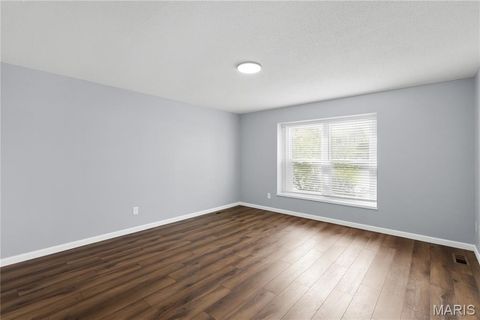 Tiny photo for 606 Rue Montand Drive, Ballwin, MO 63011 (MLS # 26021800)