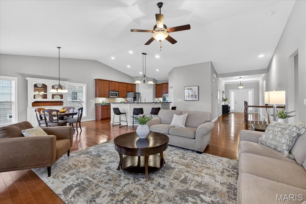 Meadows Of Wildwood 2 The - Residential