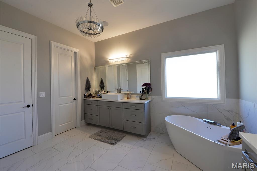 Fienup Farms Five - Residential Lease