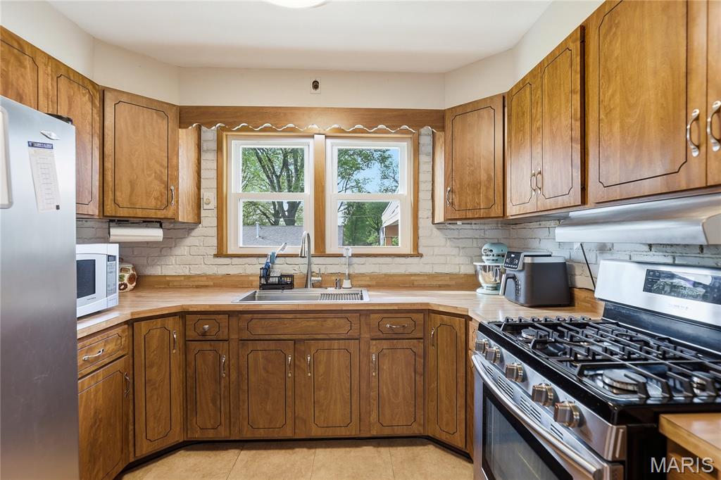 Upton Place 03 - Residential