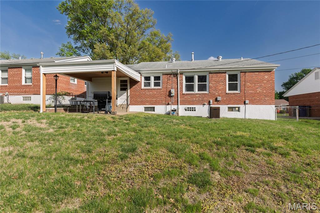 Upton Place 03 - Residential