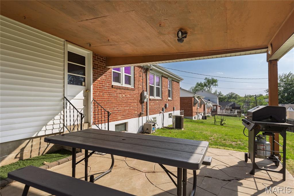 Upton Place 03 - Residential