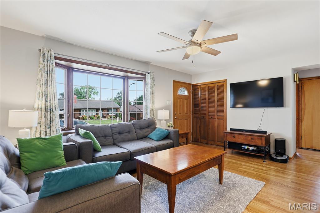 Upton Place 03 - Residential