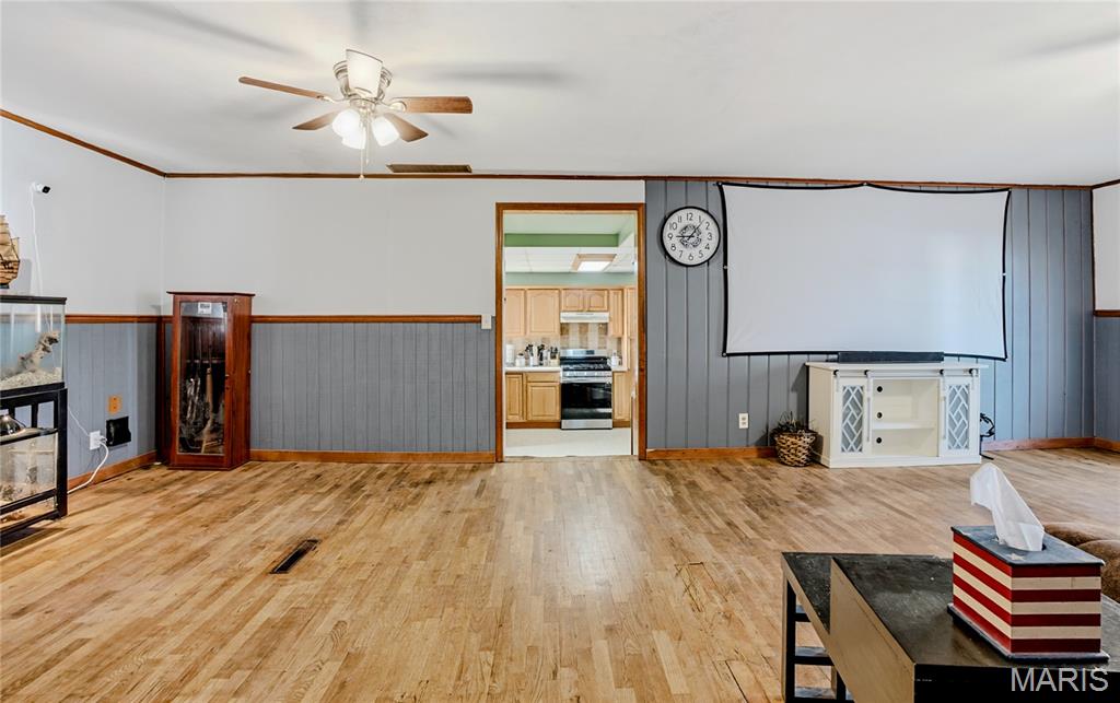 202 W Mulberry Street