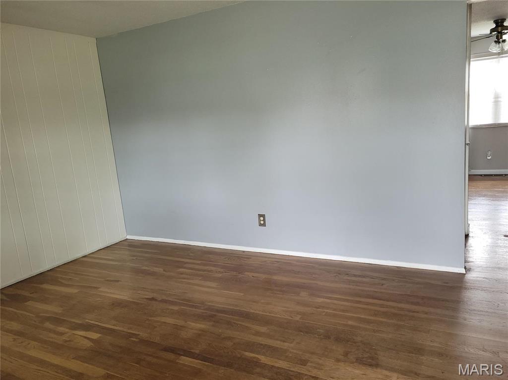 1733 Leafcrest Drive