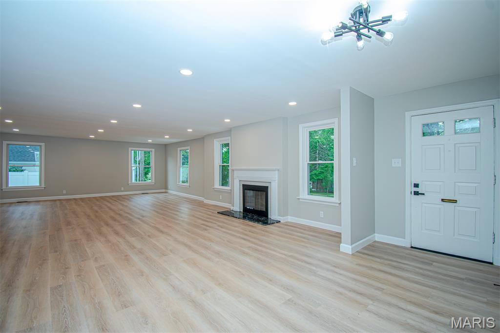 874 ALBEY Lane