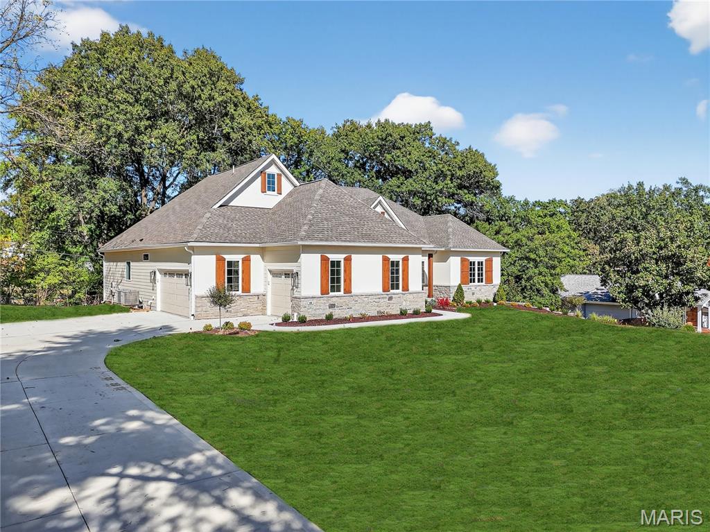 11 N Tealbrook Drive