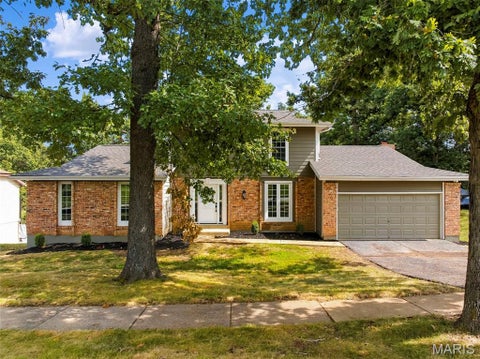 Tiny photo for 1674 Old Baxter Road, Chesterfield, MO 63017 (MLS # 26058409)