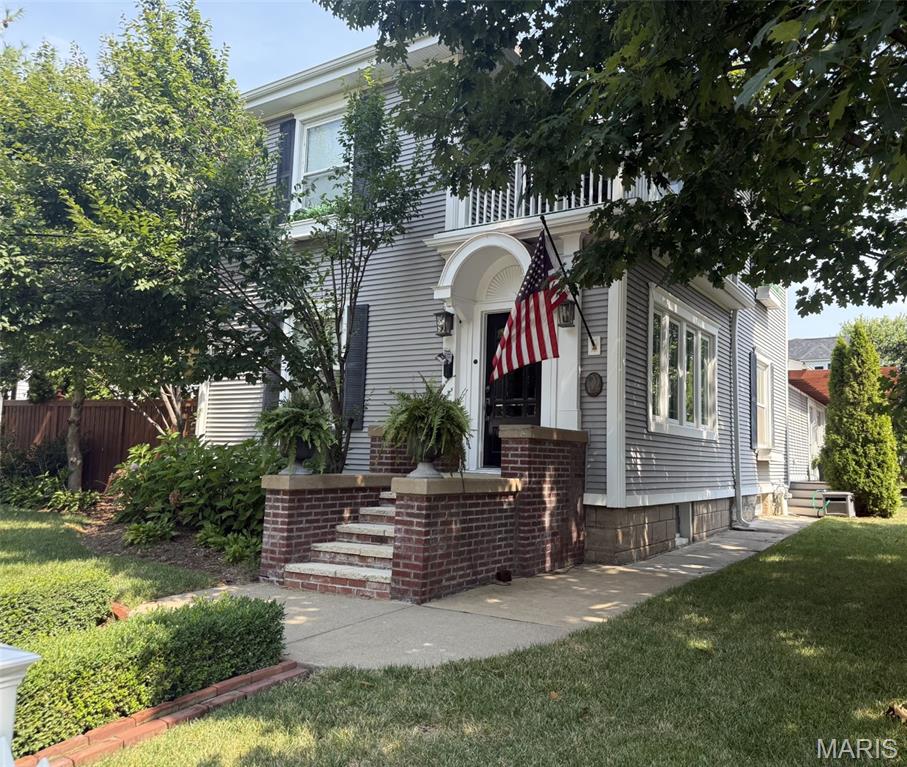 St Charles, Missouri 63301, United States, 4 Bedrooms Bedrooms, ,3 BathroomsBathrooms,Residential,Active,200207