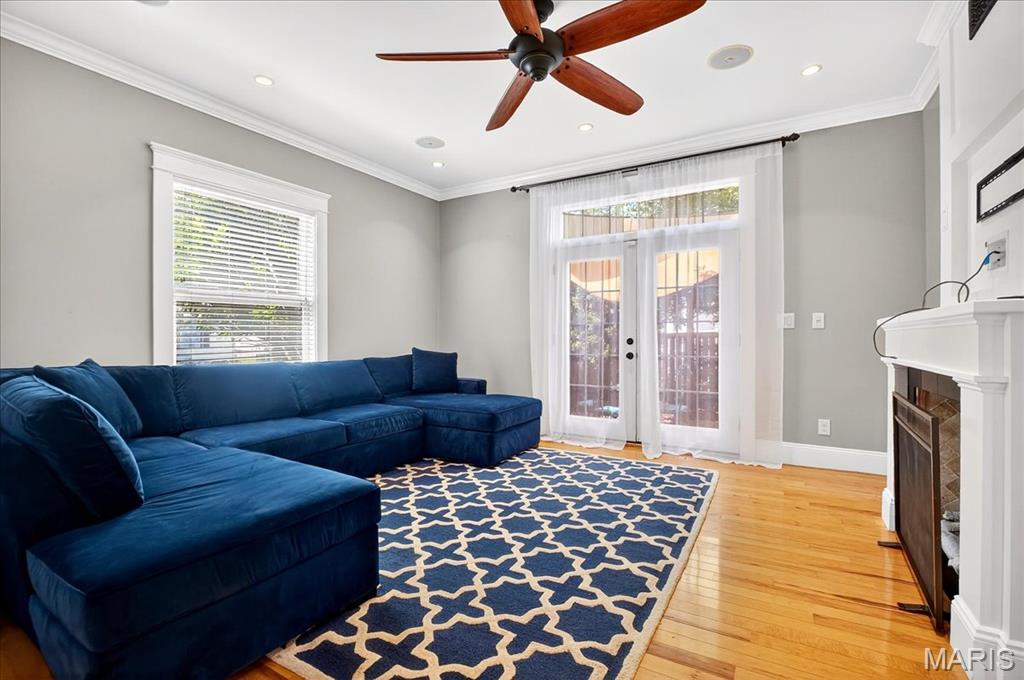 St Charles, Missouri 63301, United States, 4 Bedrooms Bedrooms, ,3 BathroomsBathrooms,Residential,Active,200207