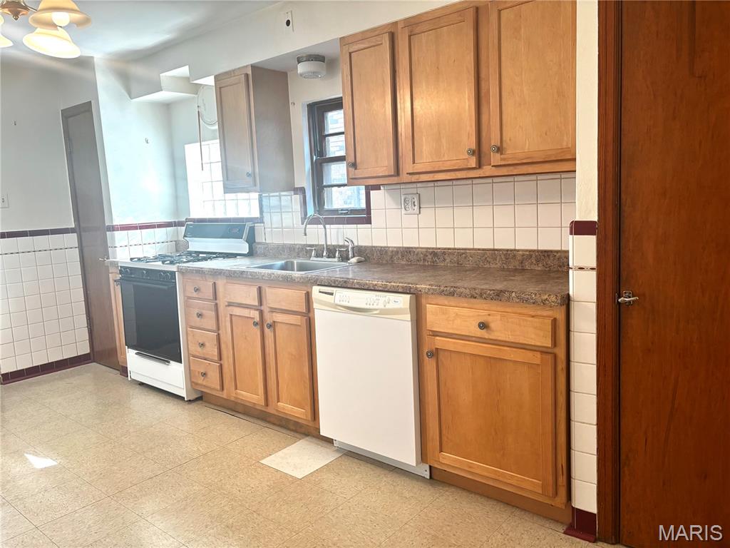 Westmoor Park 2 - Residential Lease