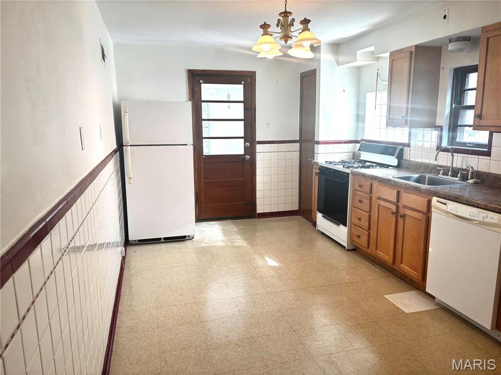 Westmoor Park 2 - Residential Lease