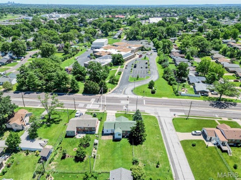 Tiny photo for 700 Ridgeside Drive #H, Ballwin, MO 63021 (MLS # 26066451)