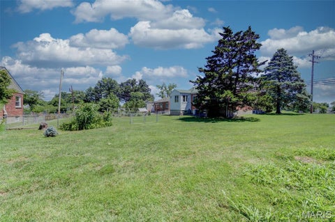 Tiny photo for 700 Ridgeside Drive #H, Ballwin, MO 63021 (MLS # 26066451)