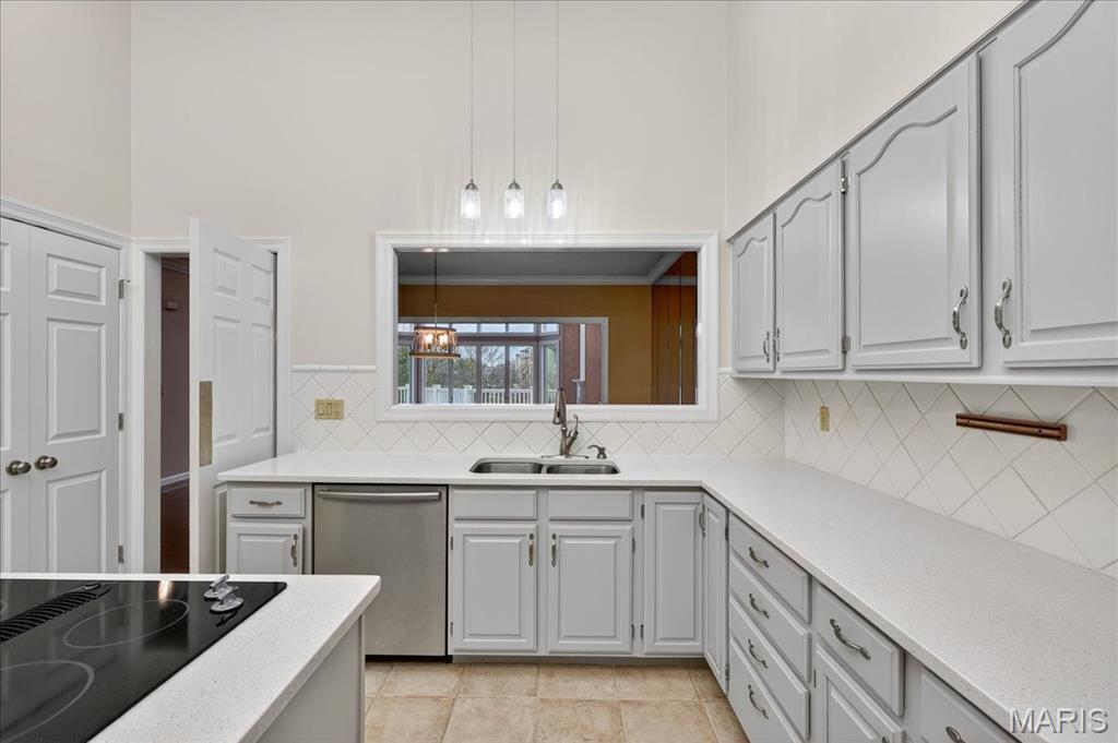 Terraces At Woods Mill Cove One - Residential