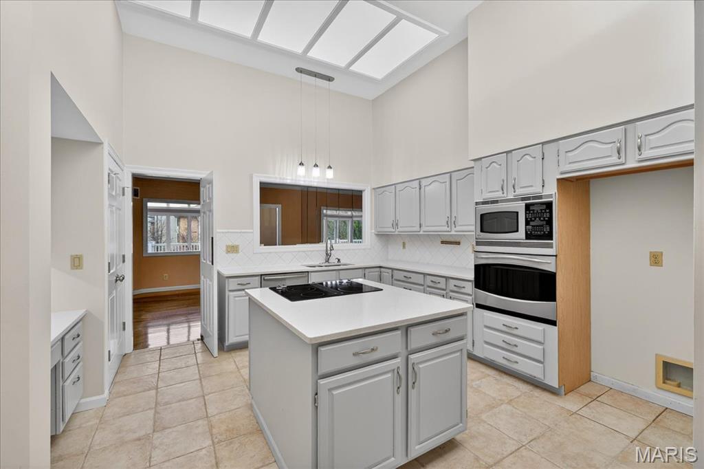 Terraces At Woods Mill Cove One - Residential