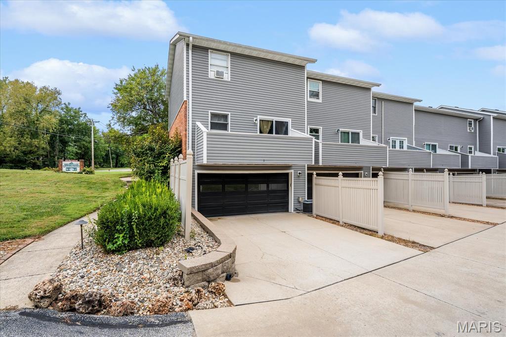 300 Pine Lake Road 1