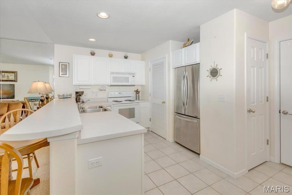 Gravois Village - Residential