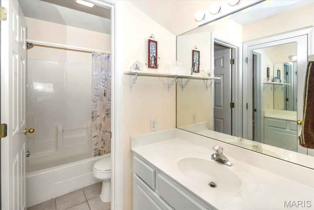 Gravois Village - Residential