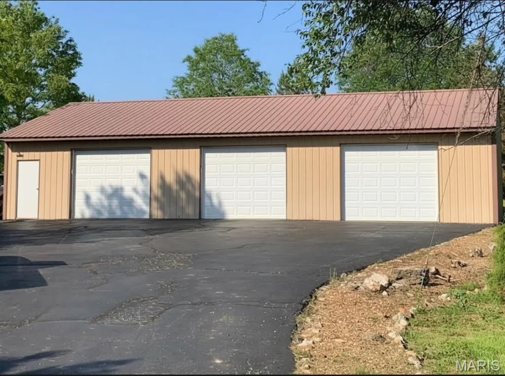 Photo of 5310 English Road, Farmington, MO 63640 (MLS # 26028272)