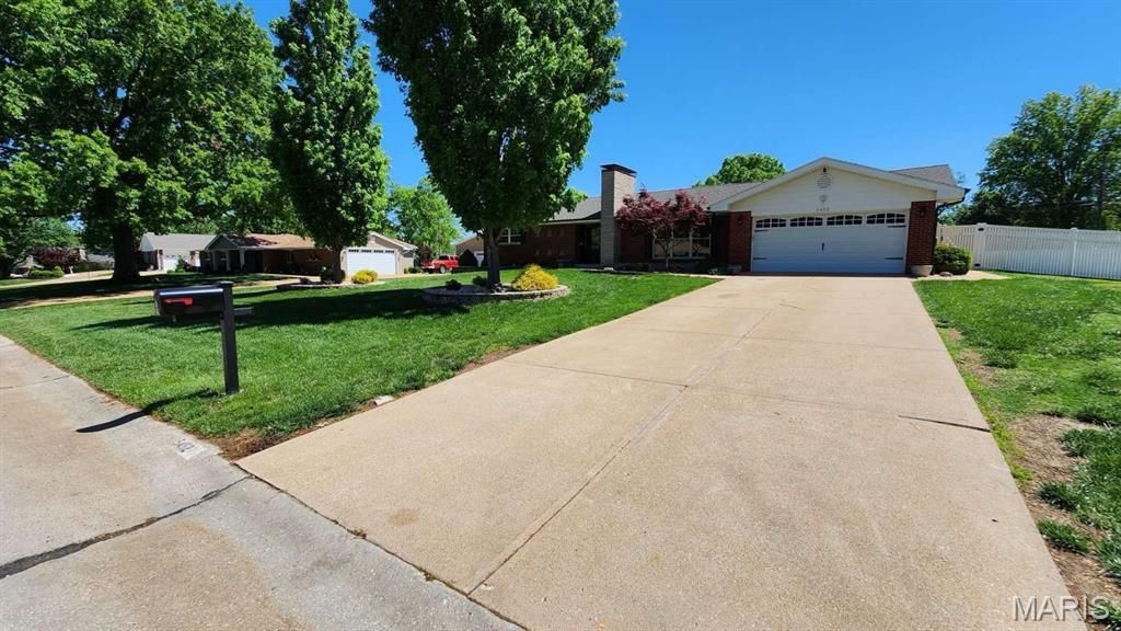 Photo of 5452 Edelweis Lane, St Louis, MO 63129 (MLS # 26025870)