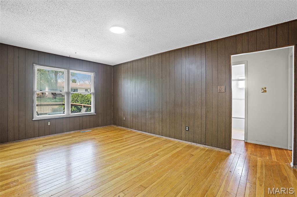 Fox Crest Two Amd - Residential