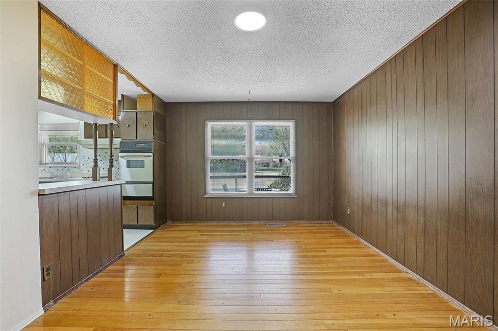 Fox Crest Two Amd - Residential