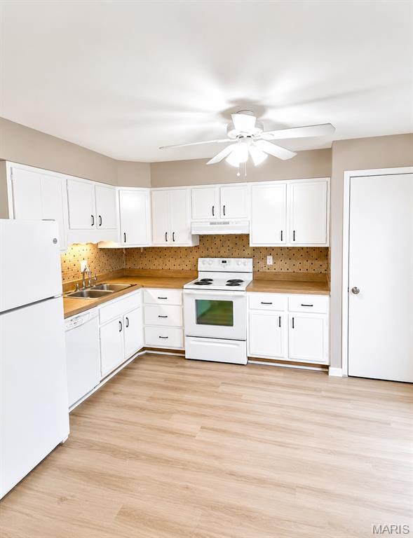 7634 Hazelcrest Drive - Photo 2