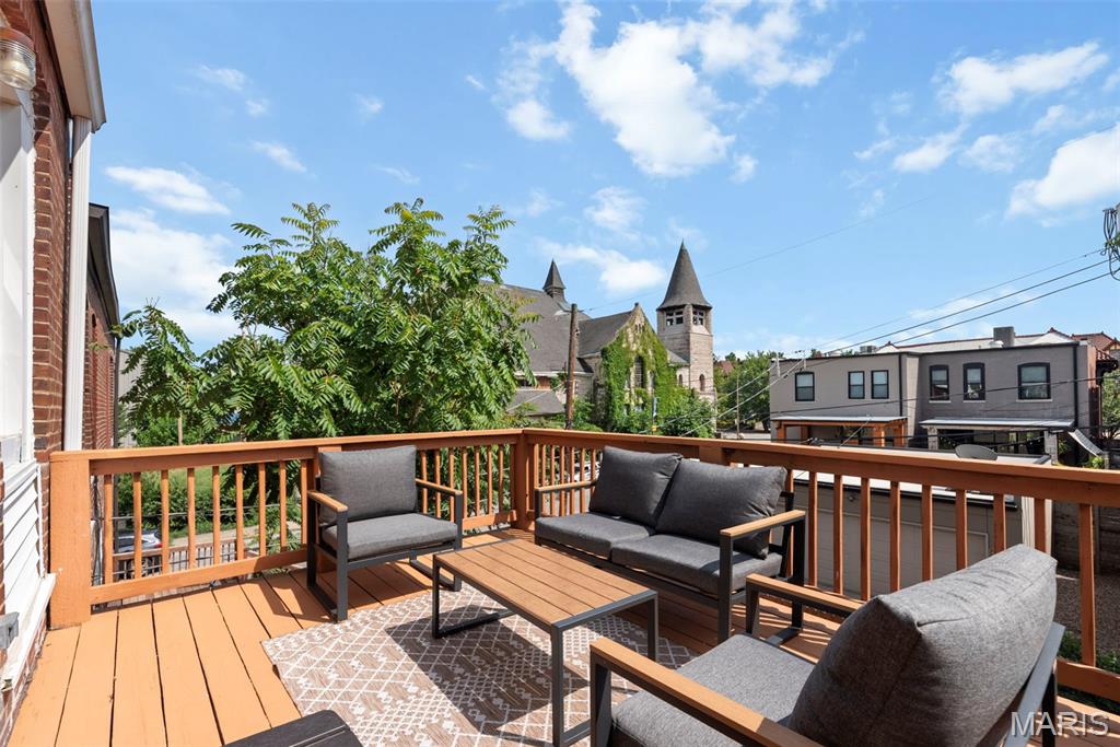 3204 Henrietta Street